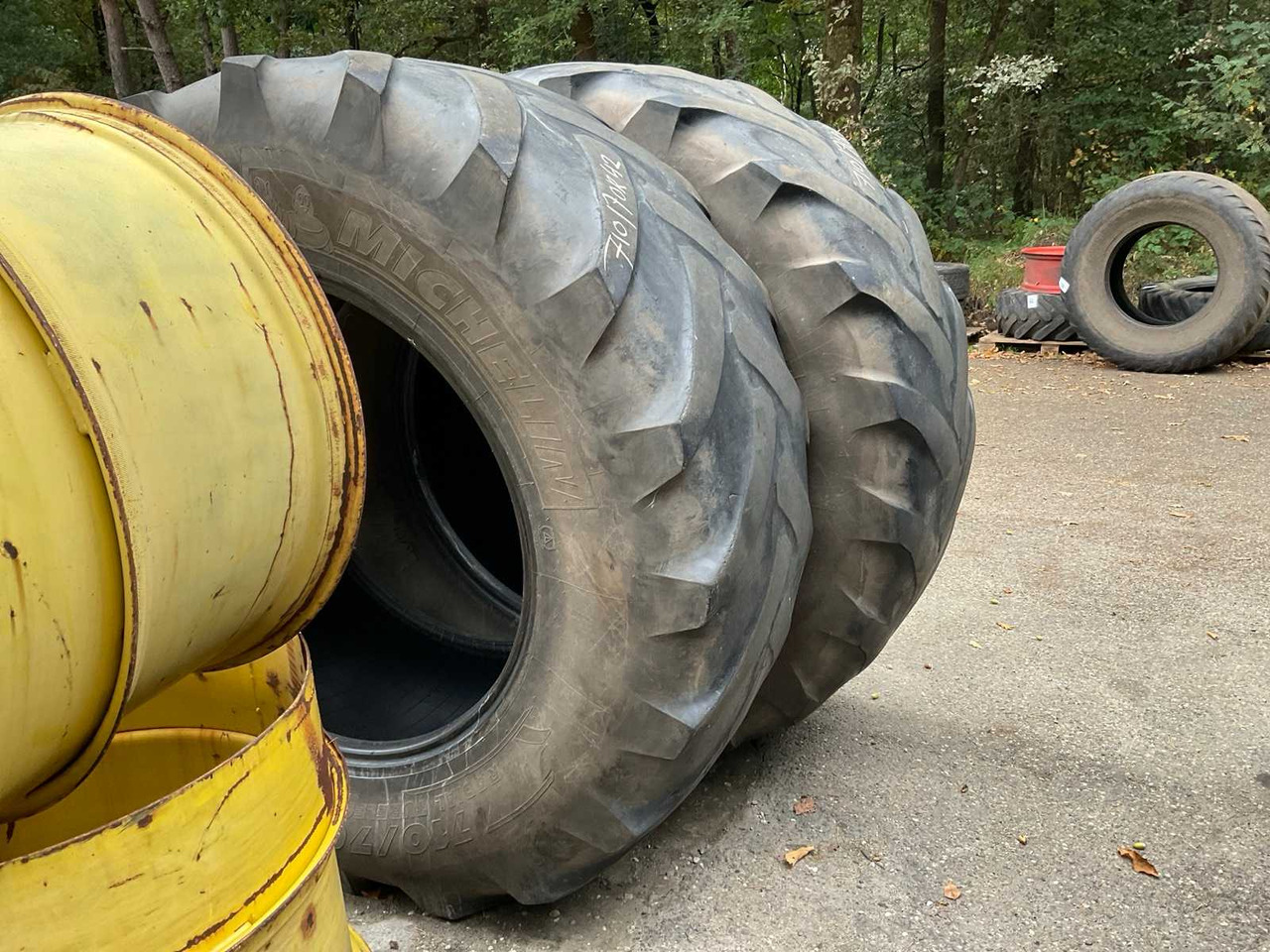 Michelin Mach X Bib - Banden en velgen voor Tractor: afbeelding 3 Michelin Mach X Bib - Banden en velgen voor Tractor: afbeelding 3