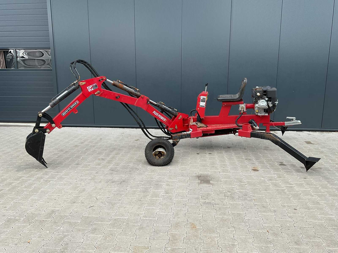 Mini-graafmachine met trekhaak - Minigraafmachine: afbeelding 1 Mini-graafmachine met trekhaak - Minigraafmachine: afbeelding 1