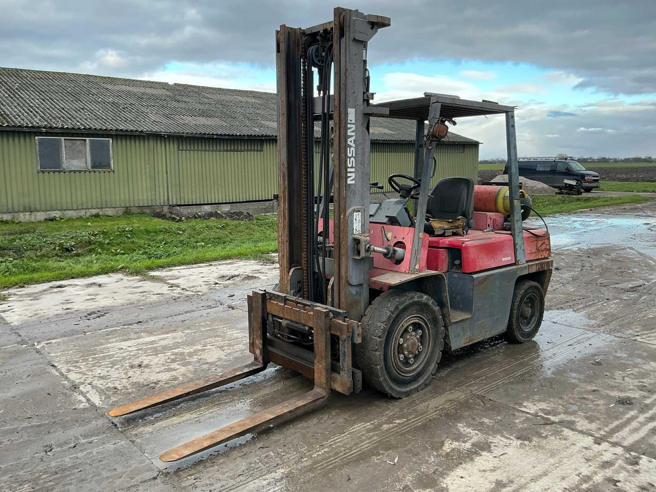 NISSAN BF03A40 FORKLIFT - Heftruck: afbeelding 1 NISSAN BF03A40 FORKLIFT - Heftruck: afbeelding 1