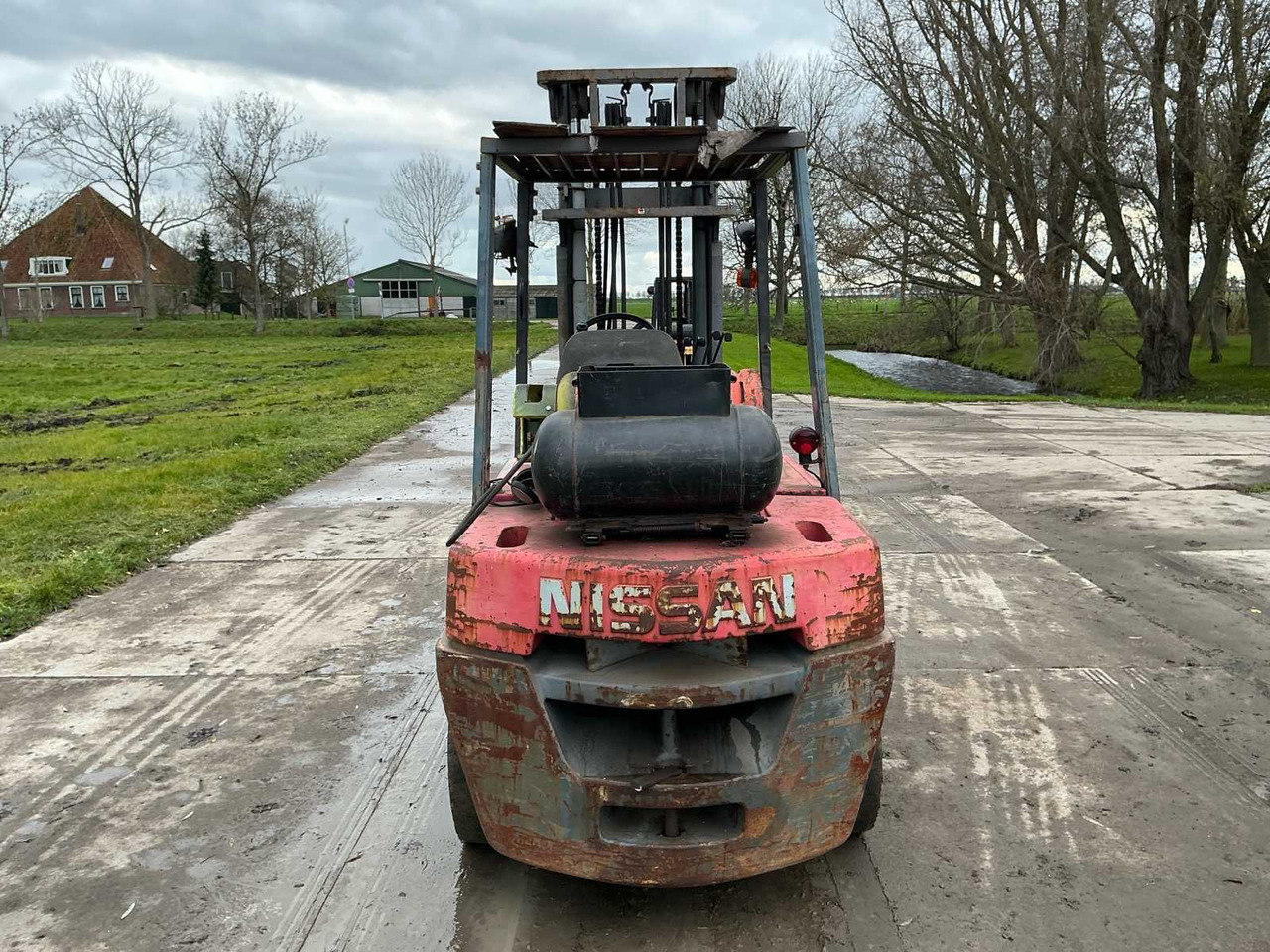 NISSAN BF03A40 FORKLIFT - Heftruck: afbeelding 4 NISSAN BF03A40 FORKLIFT - Heftruck: afbeelding 4