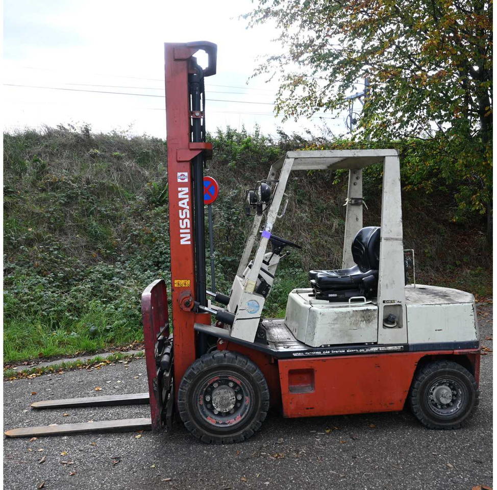 NISSAN - EH02A25U - FORKLIFT TRUCK - Heftruck: afbeelding 2 NISSAN - EH02A25U - FORKLIFT TRUCK - Heftruck: afbeelding 2