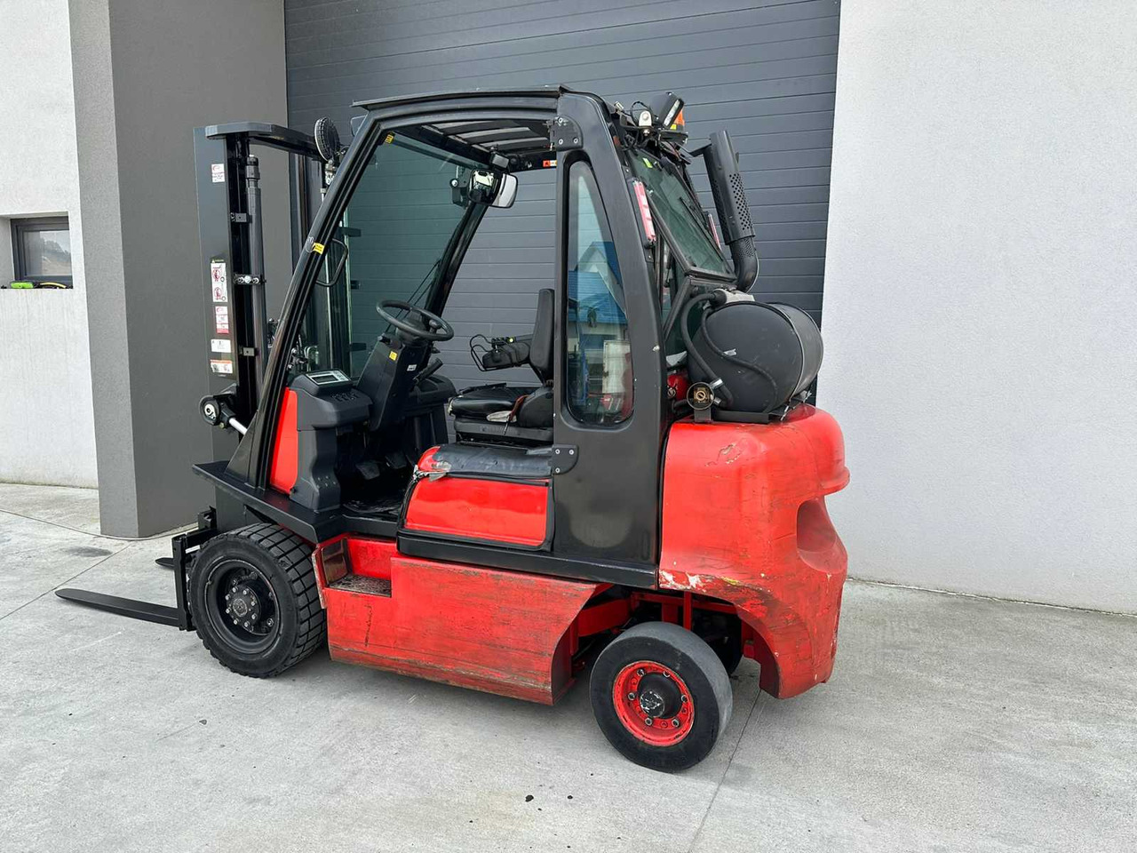 NISSAN - U1D2A25LQ - FORKLIFT TRUCKS - 2016 - Heftruck: afbeelding 3 NISSAN - U1D2A25LQ - FORKLIFT TRUCKS - 2016 - Heftruck: afbeelding 3
