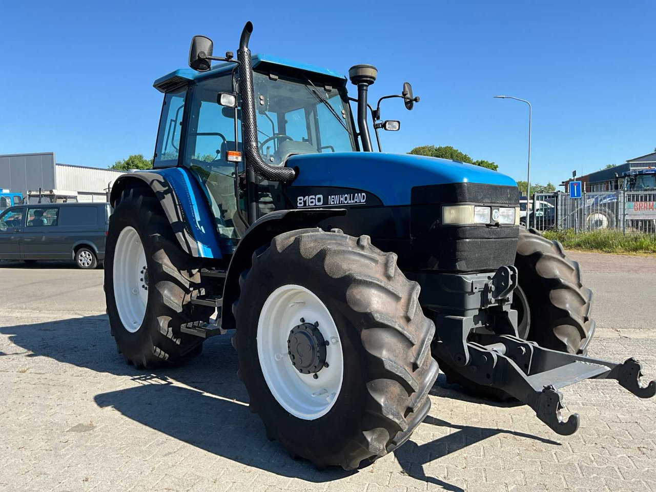 New Holland 8160 - Tractor: afbeelding 4 New Holland 8160 - Tractor: afbeelding 4