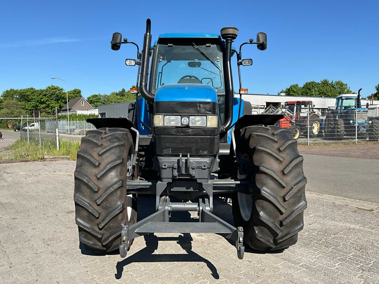 New Holland 8160 - Tractor: afbeelding 3 New Holland 8160 - Tractor: afbeelding 3