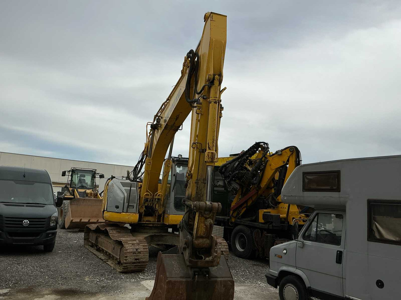 New Holland E235BSR-2 - Rupsgraafmachine: afbeelding 3 New Holland E235BSR-2 - Rupsgraafmachine: afbeelding 3