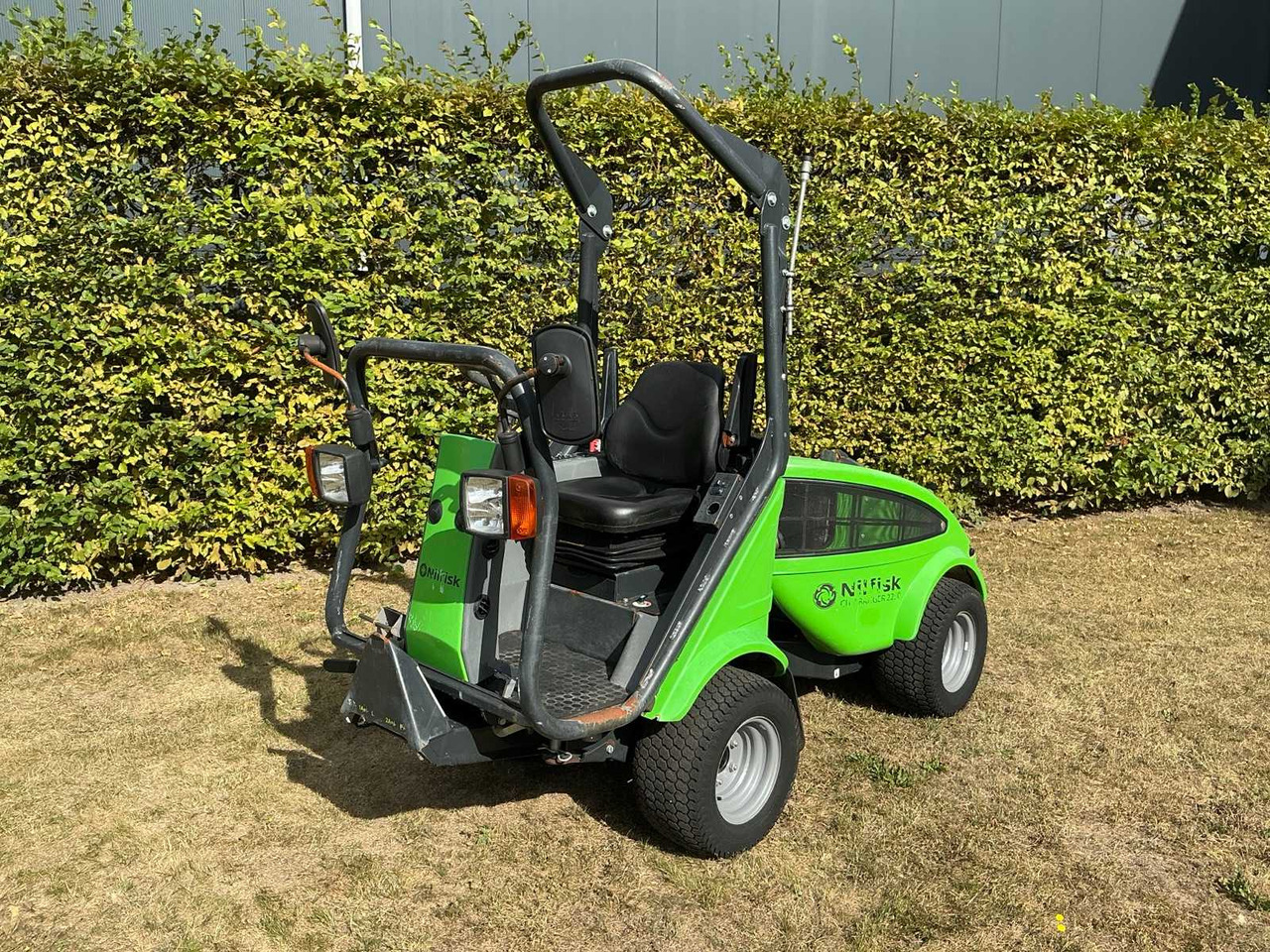 Nilfisk City Ranger 2250 - Tuinmachine: afbeelding 1 Nilfisk City Ranger 2250 - Tuinmachine: afbeelding 1