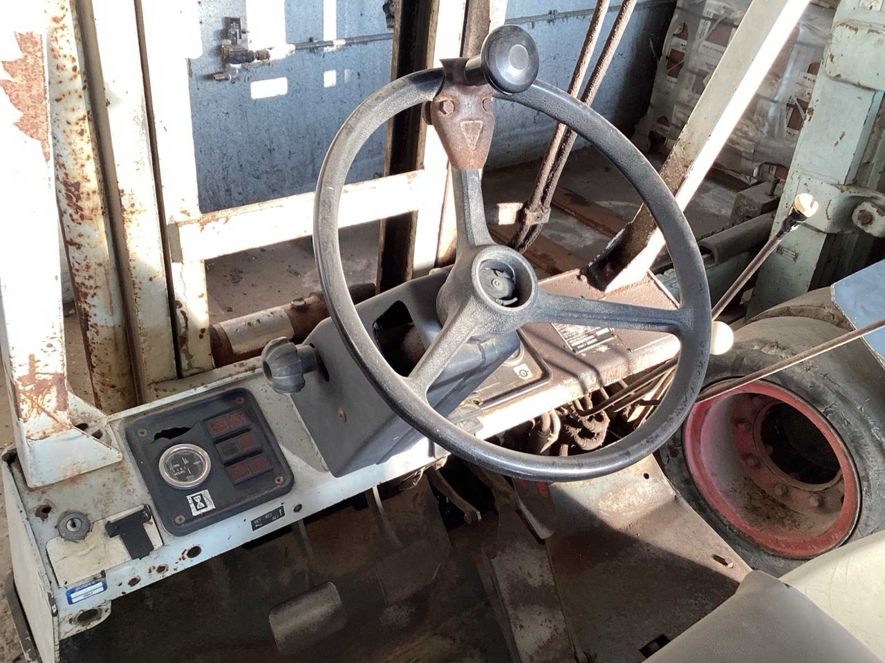 OM FORKLIFT - Heftruck: afbeelding 5 OM FORKLIFT - Heftruck: afbeelding 5