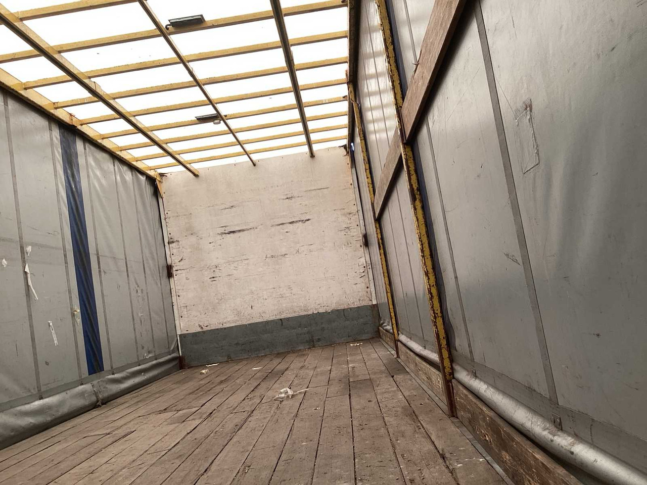 Oplegger 2001 VELDHUIZEN SEMI-TRAILER BE SEMI-TRAILER 5.5 TONNES: afbeelding 10 Oplegger 2001 VELDHUIZEN SEMI-TRAILER BE SEMI-TRAILER 5.5 TONNES: afbeelding 10