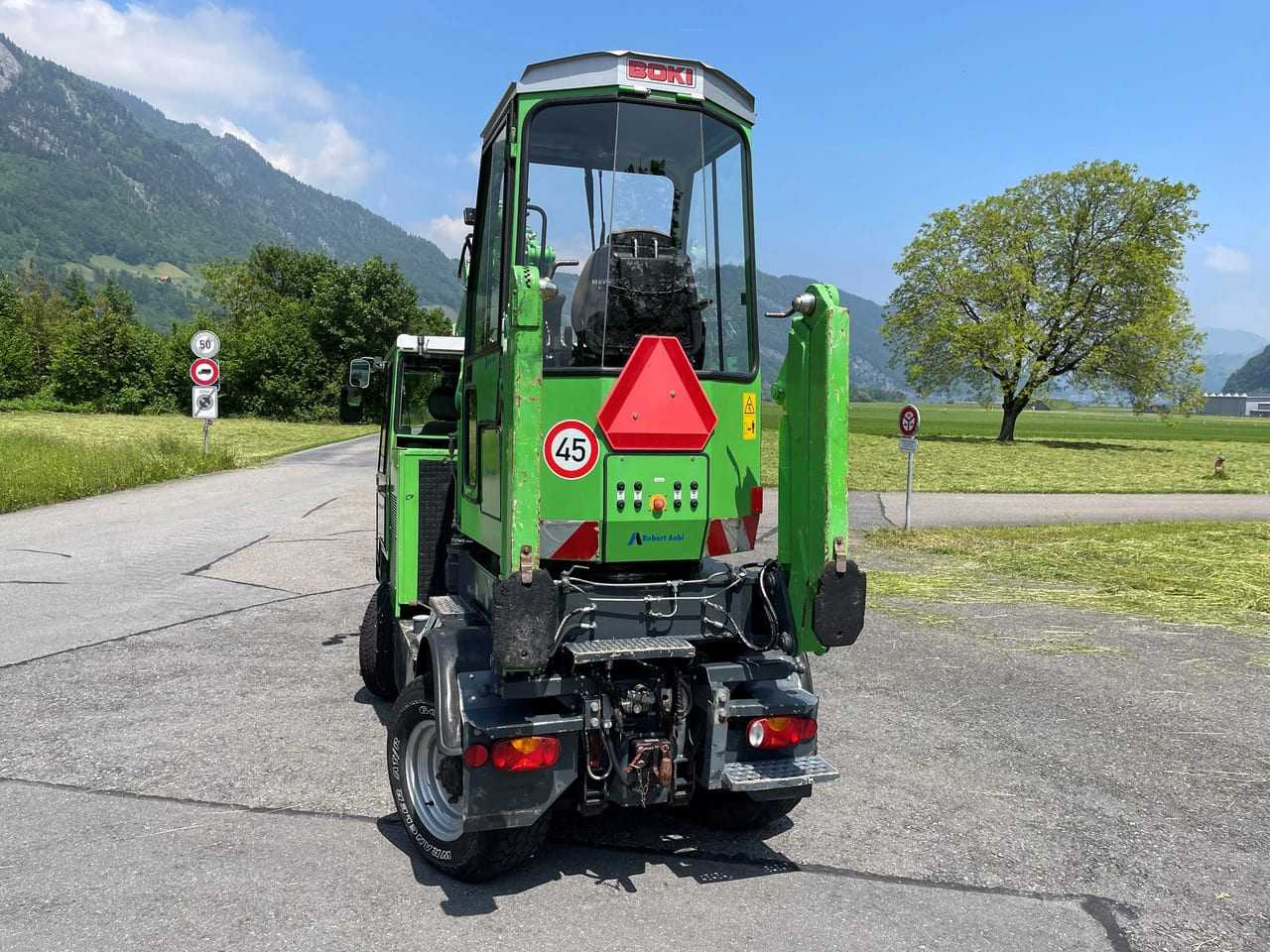 REFORM BOKIMOBIL HY1351 WITH EXCAVATOR ATTACHMENT - Mobiele graafmachine: afbeelding 4 REFORM BOKIMOBIL HY1351 WITH EXCAVATOR ATTACHMENT - Mobiele graafmachine: afbeelding 4