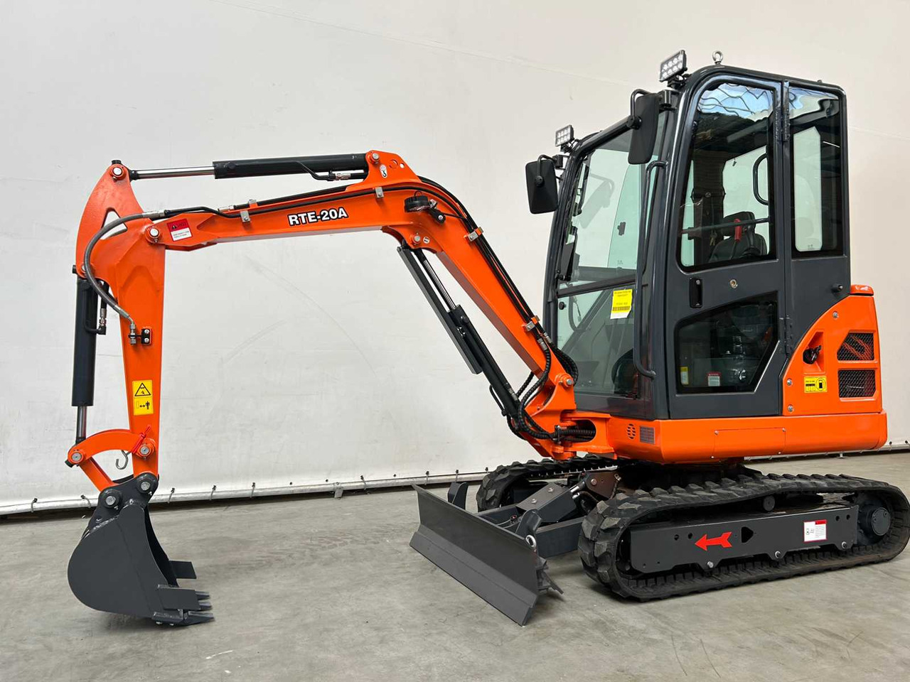 RTE RTE - 2025 - CX20A - KUBOTA EURO 5 MINI EXCAVATOR WITH CAB - Minigraafmachine: afbeelding 2 RTE RTE - 2025 - CX20A - KUBOTA EURO 5 MINI EXCAVATOR WITH CAB - Minigraafmachine: afbeelding 2