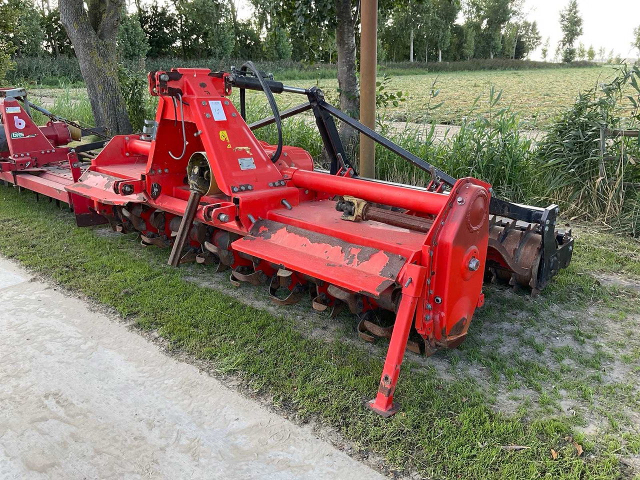 Sicma Fresatrice RG280 - Grondfrees: afbeelding 1 Sicma Fresatrice RG280 - Grondfrees: afbeelding 1