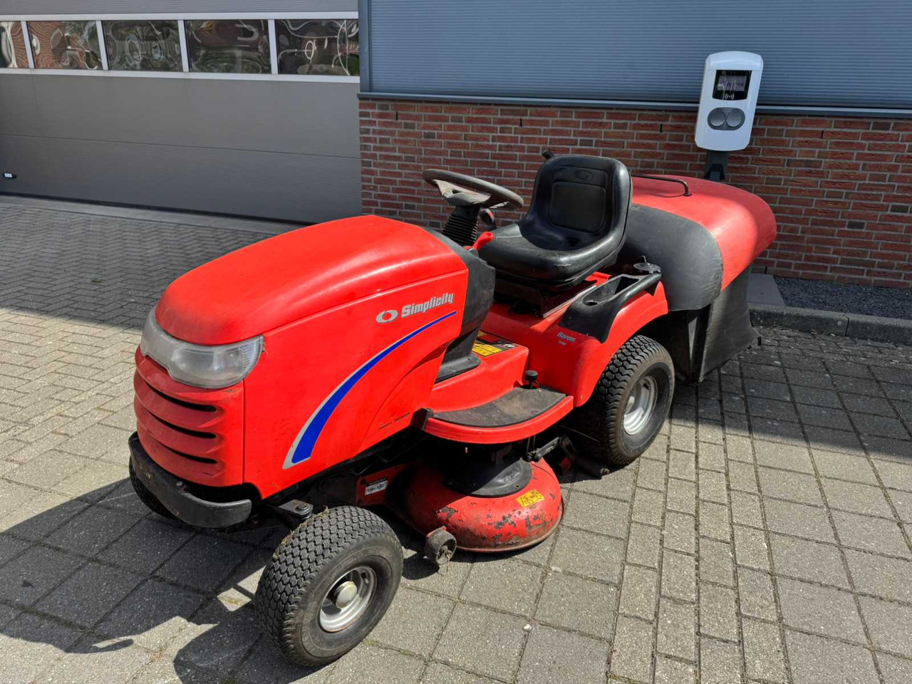 Simplicity - Gazonmaaier: afbeelding 1 Simplicity - Gazonmaaier: afbeelding 1