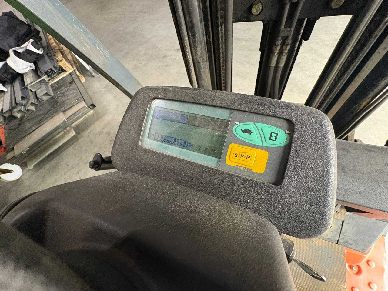 TOYOTA - 2005 - 7FBEF16 - FORKLIFT TRUCK - Heftruck: afbeelding 4 TOYOTA - 2005 - 7FBEF16 - FORKLIFT TRUCK - Heftruck: afbeelding 4