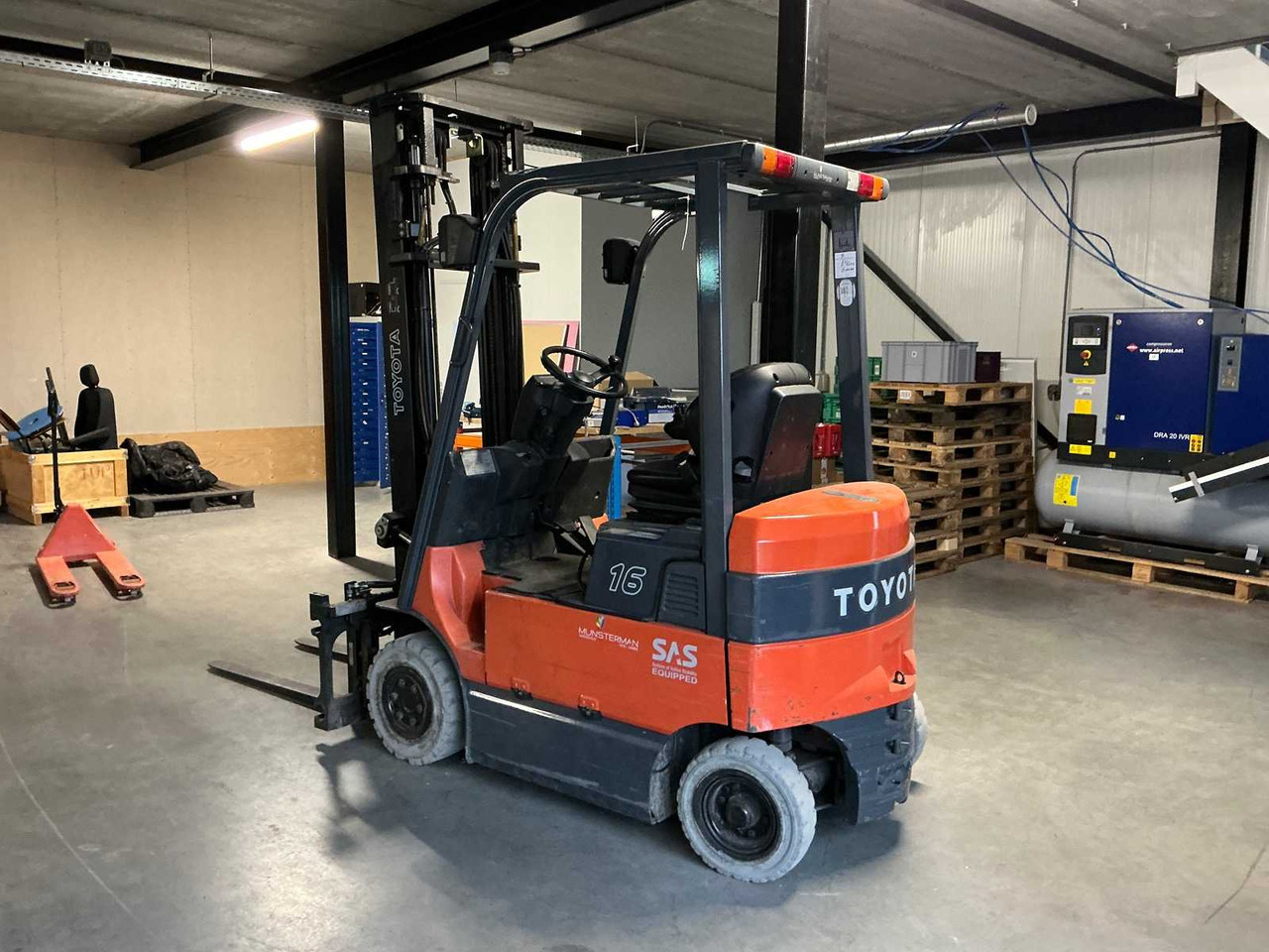 TOYOTA - 2005 - 7FBMF 16 - FORKLIFT - Heftruck: afbeelding 3 TOYOTA - 2005 - 7FBMF 16 - FORKLIFT - Heftruck: afbeelding 3