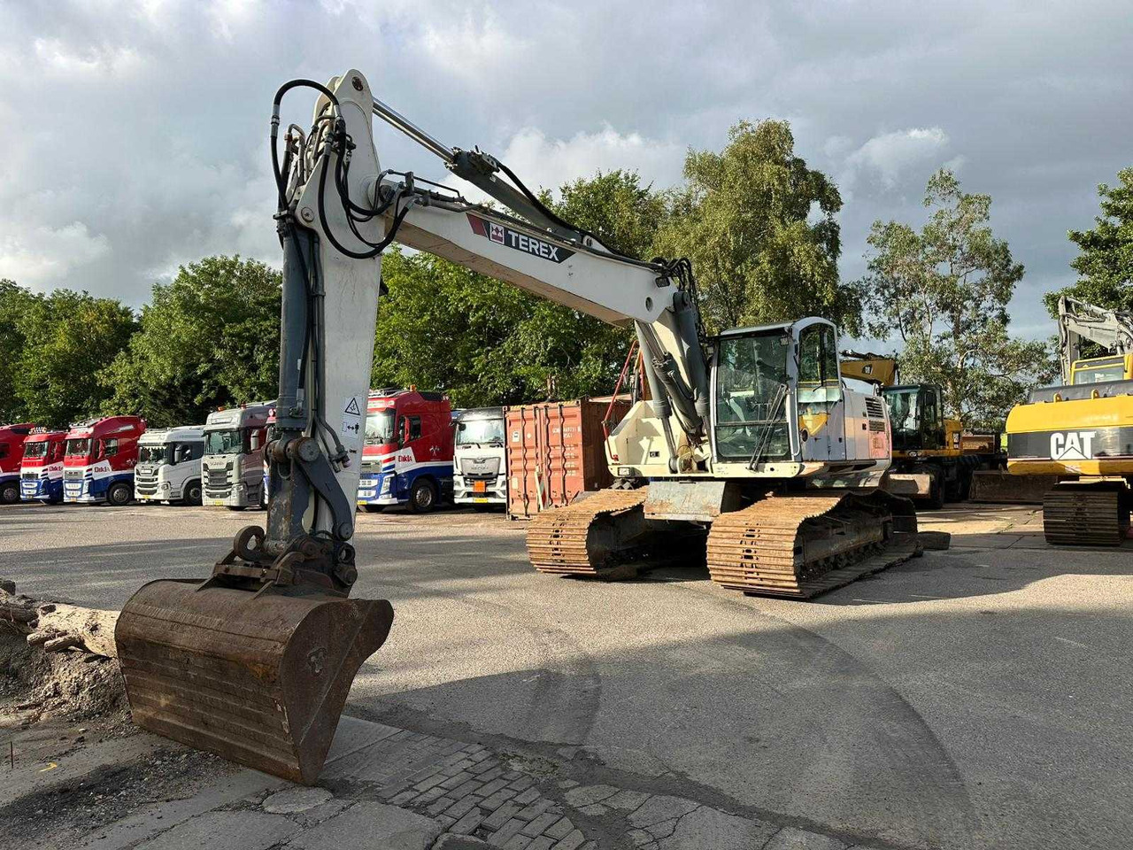 Terex TC240LC - Rupsgraafmachine: afbeelding 4 Terex TC240LC - Rupsgraafmachine: afbeelding 4