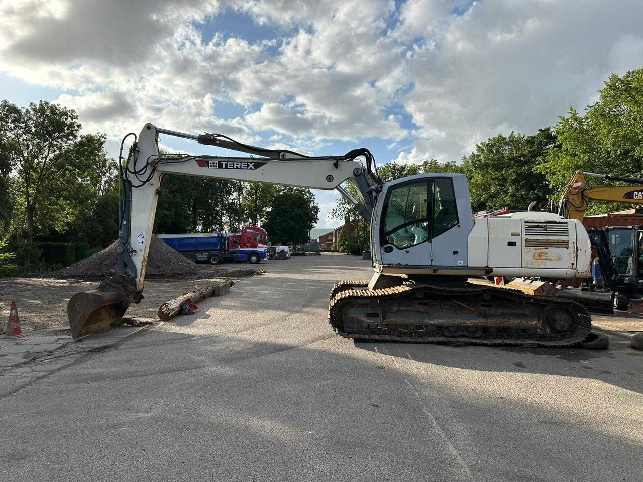 Terex TC240LC - Rupsgraafmachine: afbeelding 3 Terex TC240LC - Rupsgraafmachine: afbeelding 3