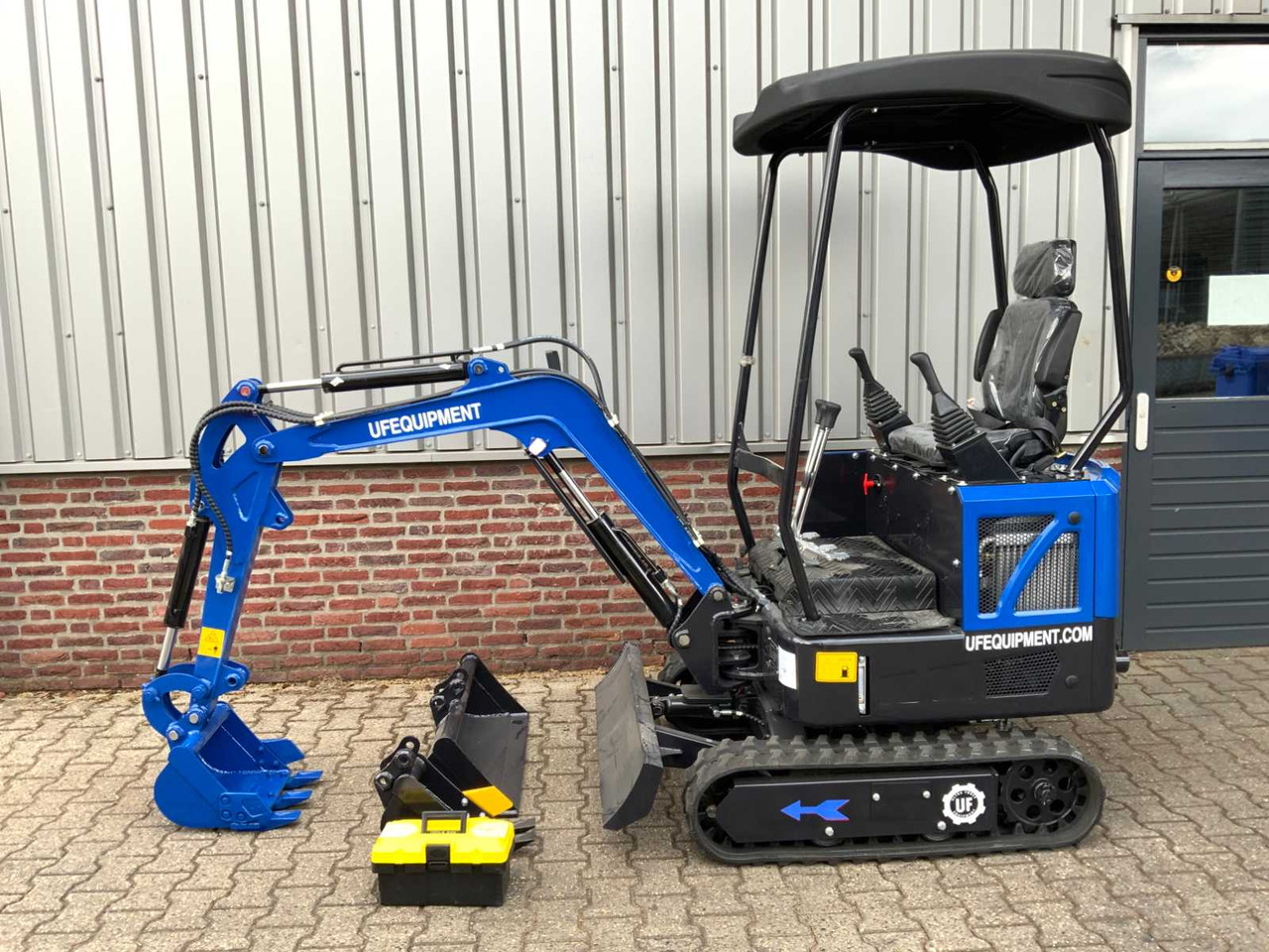 Ultra Force Equipment NM-E15 - Rupsgraafmachine: afbeelding 2 Ultra Force Equipment NM-E15 - Rupsgraafmachine: afbeelding 2
