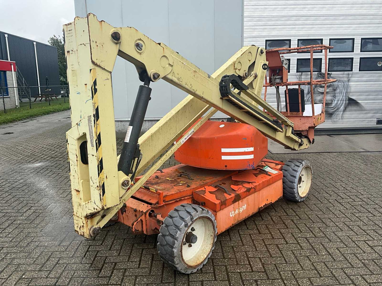 "Upright" AB38N - Hoogwerker: afbeelding 1 "Upright" AB38N - Hoogwerker: afbeelding 1