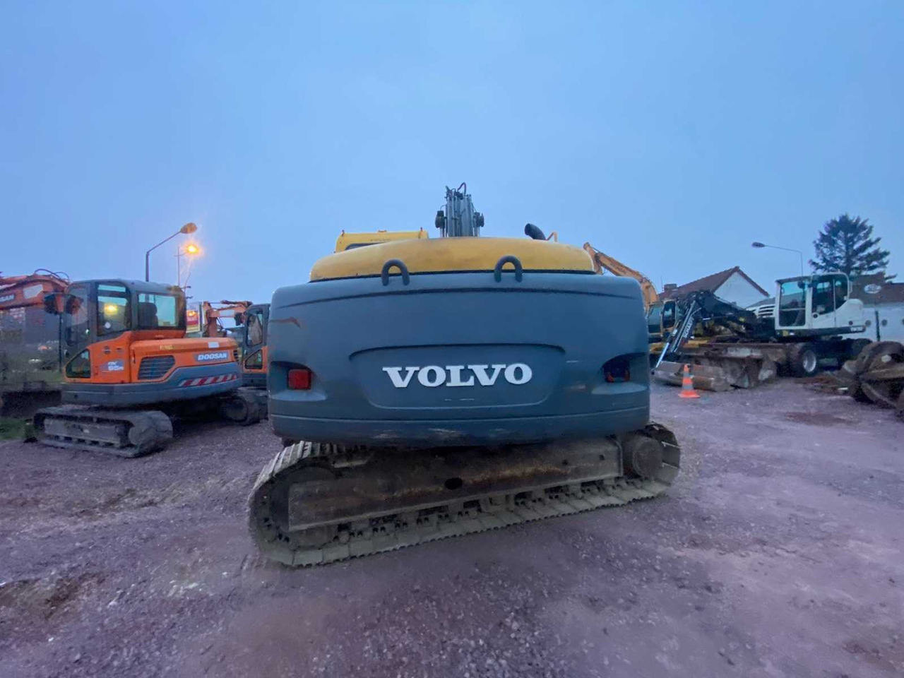 VOLVO EC 140LC 14 TON CRAWLER EXCAVATOR - Graafmachine: afbeelding 5 VOLVO EC 140LC 14 TON CRAWLER EXCAVATOR - Graafmachine: afbeelding 5