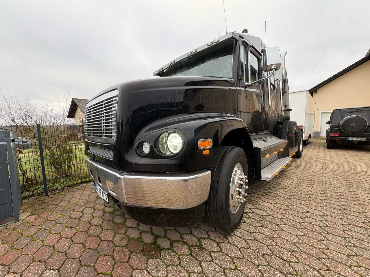 1999 FORD THX26MO – UNIQUE US SHOW TRUCK WITH LIVING SPACE CONVERSION - Vrachtwagen: afbeelding 2 1999 FORD THX26MO – UNIQUE US SHOW TRUCK WITH LIVING SPACE CONVERSION - Vrachtwagen: afbeelding 2