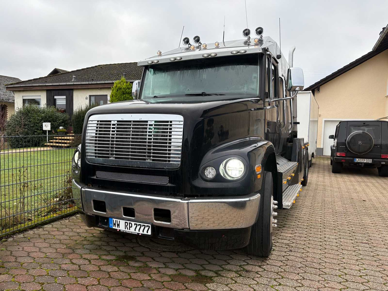 1999 FORD THX26MO – UNIQUE US SHOW TRUCK WITH LIVING SPACE CONVERSION - Vrachtwagen: afbeelding 4 1999 FORD THX26MO – UNIQUE US SHOW TRUCK WITH LIVING SPACE CONVERSION - Vrachtwagen: afbeelding 4