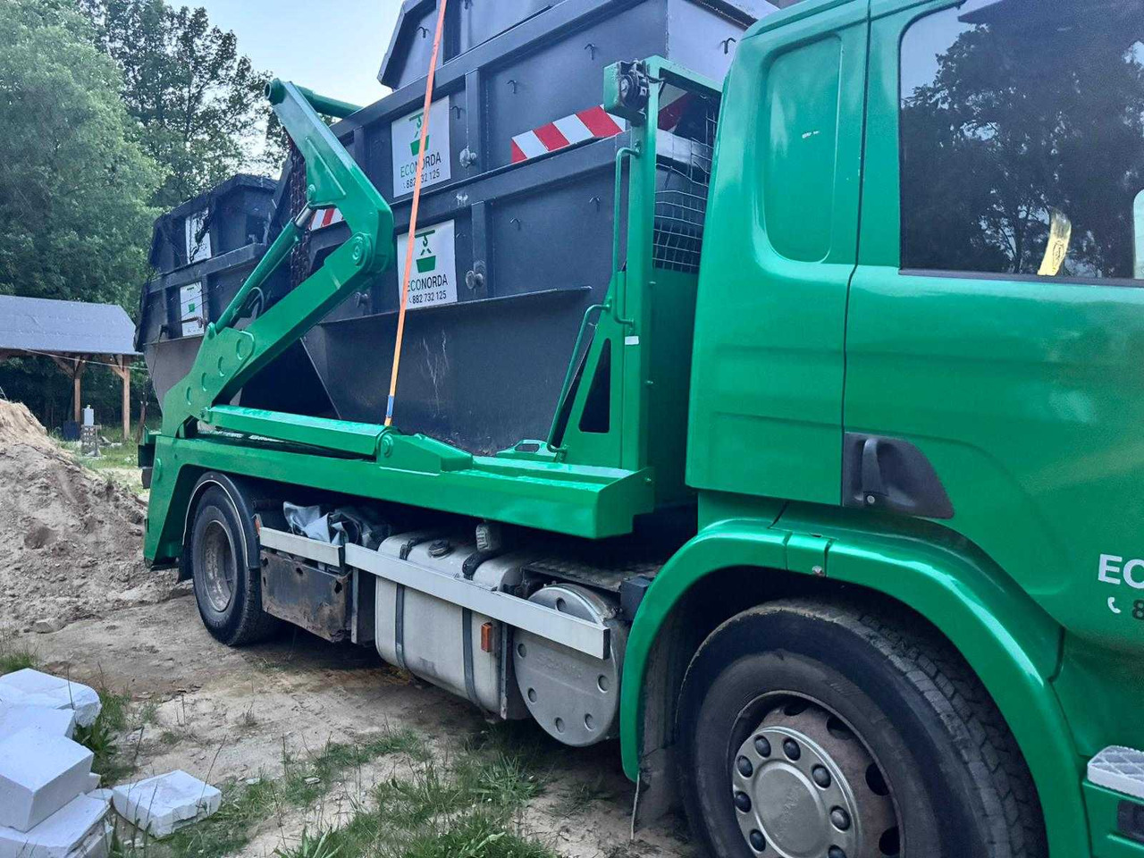 2008 SCANIA P310 CONTAINER TRUCK - Vrachtwagen: afbeelding 2 2008 SCANIA P310 CONTAINER TRUCK - Vrachtwagen: afbeelding 2