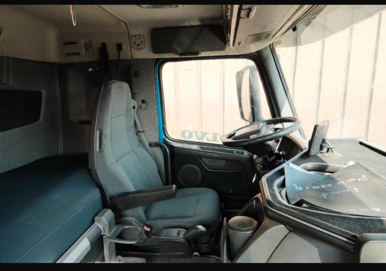 2013 VOLVO FMFH E5 TRUCK WITH TRAILER FOR TIMBER TRANSPORT LOGS BULK TRANSPORT WITH JONSERED 2190 LOADING CRANE - Vrachtwagen: afbeelding 5 2013 VOLVO FMFH E5 TRUCK WITH TRAILER FOR TIMBER TRANSPORT LOGS BULK TRANSPORT WITH JONSERED 2190 LOADING CRANE - Vrachtwagen: afbeelding 5