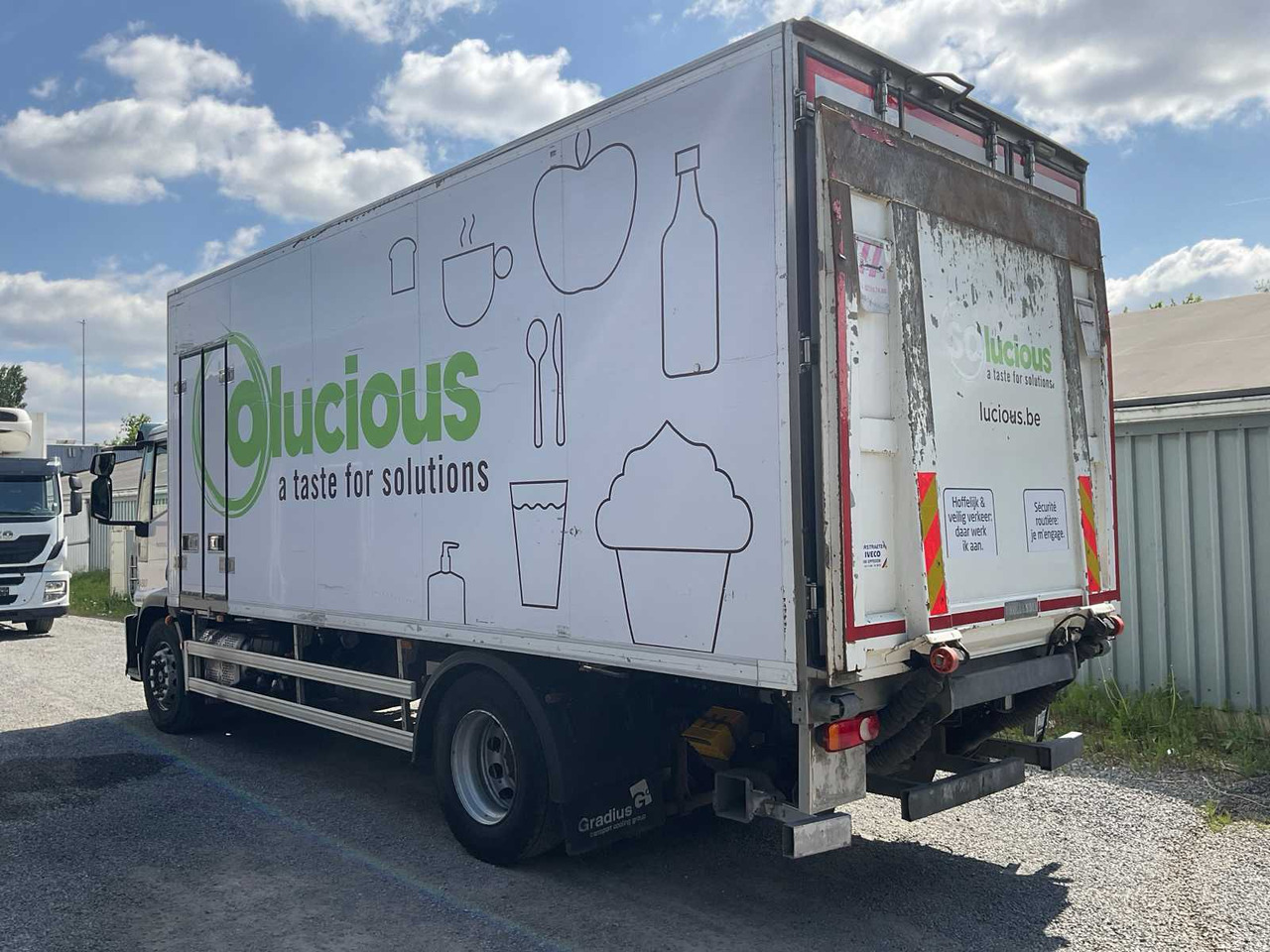 2015 IVECO 190EL FRIDGE TRUCK - Vrachtwagen: afbeelding 3 2015 IVECO 190EL FRIDGE TRUCK - Vrachtwagen: afbeelding 3