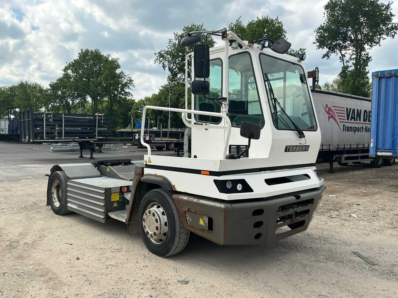 2015 TERBERG YT202-EU ELECTRIC TERMINAL TRACTOR - Vrachtwagen: afbeelding 2 2015 TERBERG YT202-EU ELECTRIC TERMINAL TRACTOR - Vrachtwagen: afbeelding 2