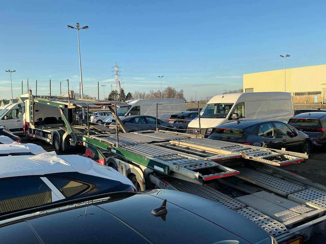 2016 SCANIA P410 CAR TRANSPORTER TRUCK - Vrachtwagen: afbeelding 3 2016 SCANIA P410 CAR TRANSPORTER TRUCK - Vrachtwagen: afbeelding 3