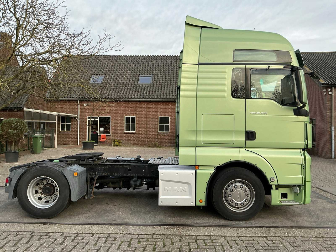 2017 MAN TGX 18.500 SEMI-TRAILER TRACTOR - Vrachtwagen: afbeelding 4 2017 MAN TGX 18.500 SEMI-TRAILER TRACTOR - Vrachtwagen: afbeelding 4