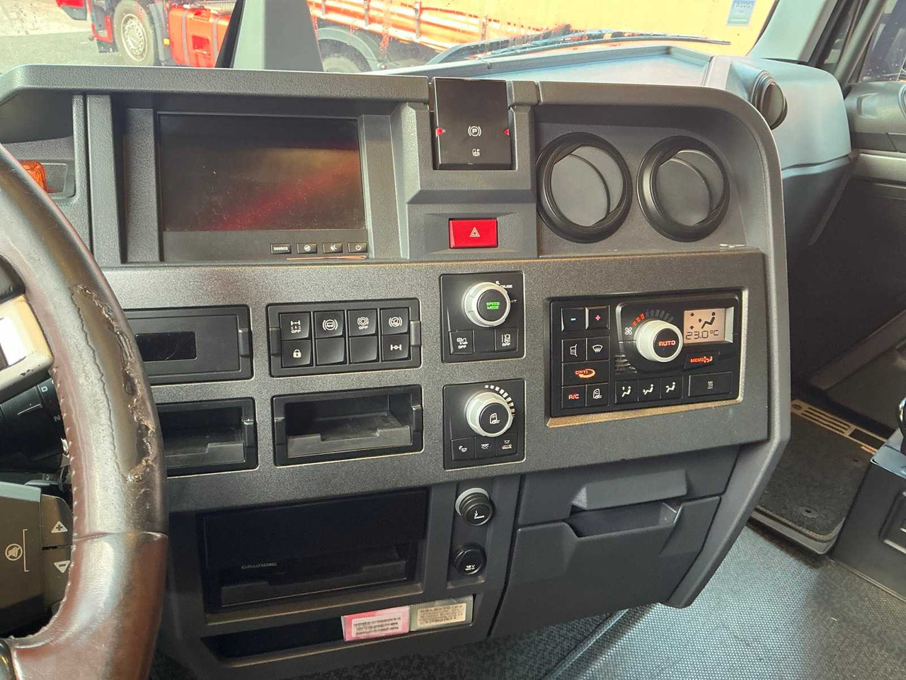 Vrachtwagen 2017 RENAULT T480 COMFORT THD001 HIGH EDITION TRACTOR RENAULT T480 COMFORT: afbeelding 21 Vrachtwagen 2017 RENAULT T480 COMFORT THD001 HIGH EDITION TRACTOR RENAULT T480 COMFORT: afbeelding 21