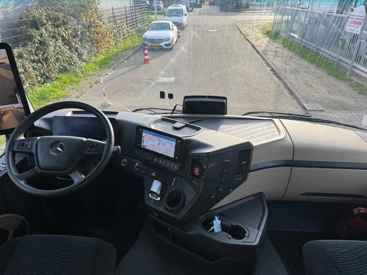 Vrachtwagen 2019 MERCEDES ACTROS 1845 TRUCK: afbeelding 10