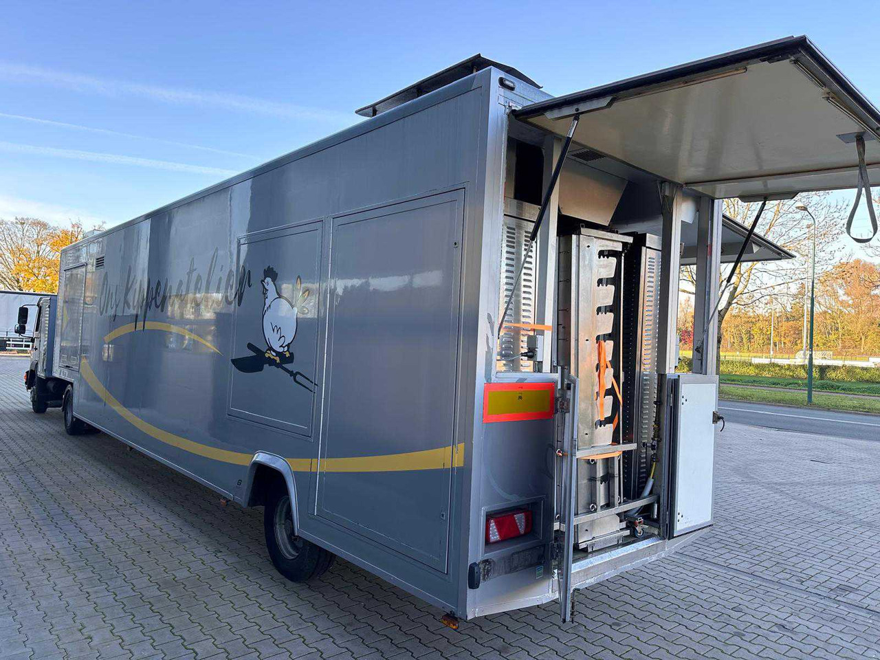 MAN 8-224 TRUCK WITH SEMI-TRAILER SALES - Vrachtwagen: afbeelding 4 MAN 8-224 TRUCK WITH SEMI-TRAILER SALES - Vrachtwagen: afbeelding 4