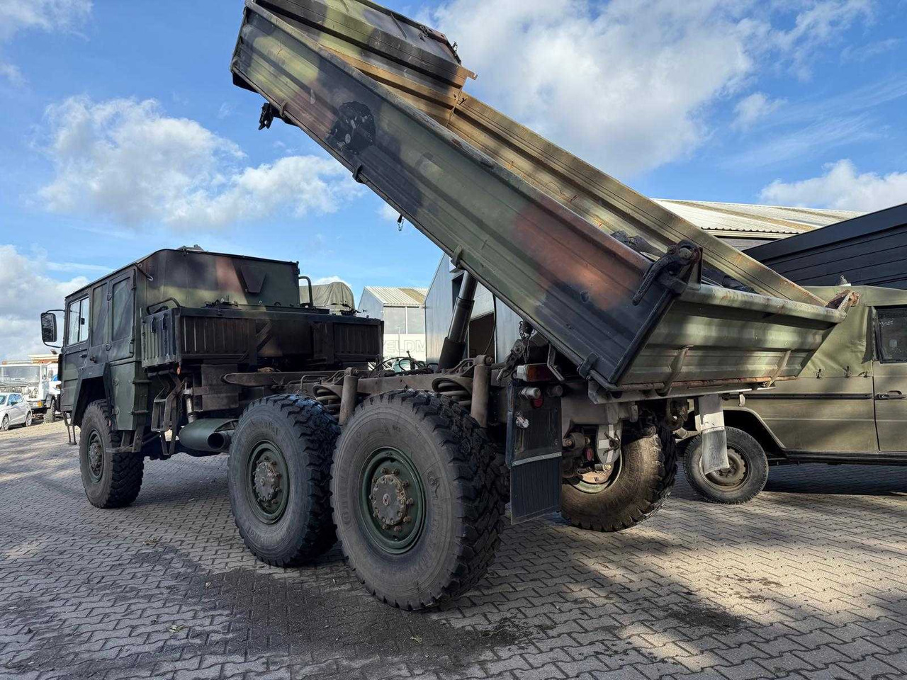 MAN - CAT 6X6 - TRUCK - Vrachtwagen: afbeelding 3 MAN - CAT 6X6 - TRUCK - Vrachtwagen: afbeelding 3