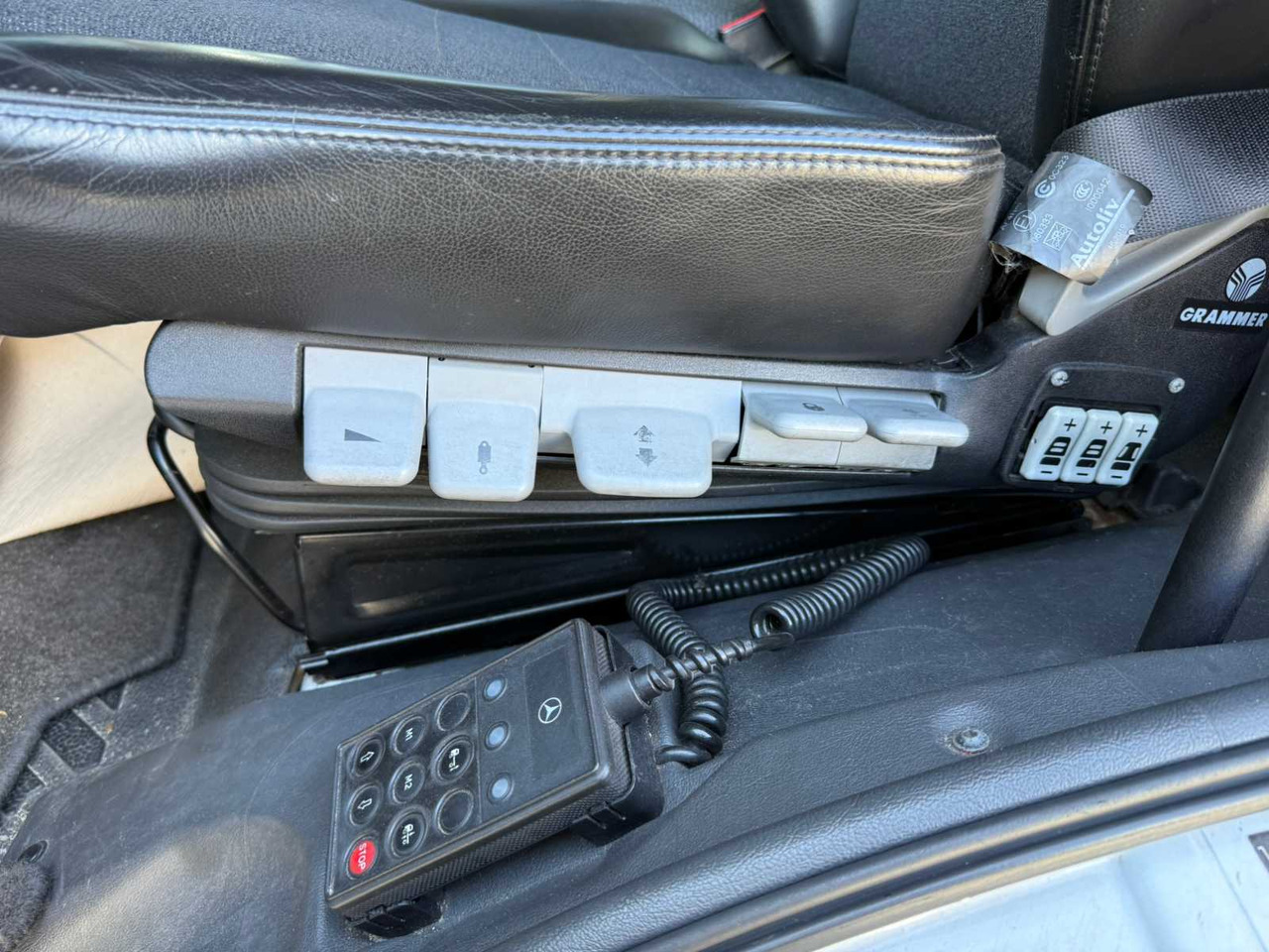 Vrachtwagen MERCEDES-BENZ - TIJHOF CAR TRANSPORTER - ATEGO 1223 - TRUCK - 2007: afbeelding 13