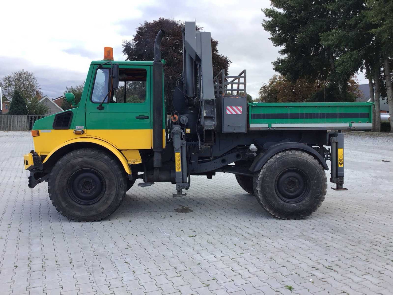 MERCEDES-BENZ - UNIMOG U 1300 L - FOREST TRUCK - Vrachtwagen: afbeelding 2 MERCEDES-BENZ - UNIMOG U 1300 L - FOREST TRUCK - Vrachtwagen: afbeelding 2