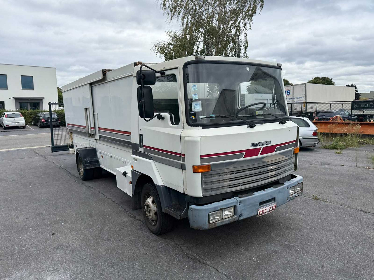 NISSAN - 1991 - L50.09 - TRUCK - Vrachtwagen: afbeelding 4 NISSAN - 1991 - L50.09 - TRUCK - Vrachtwagen: afbeelding 4