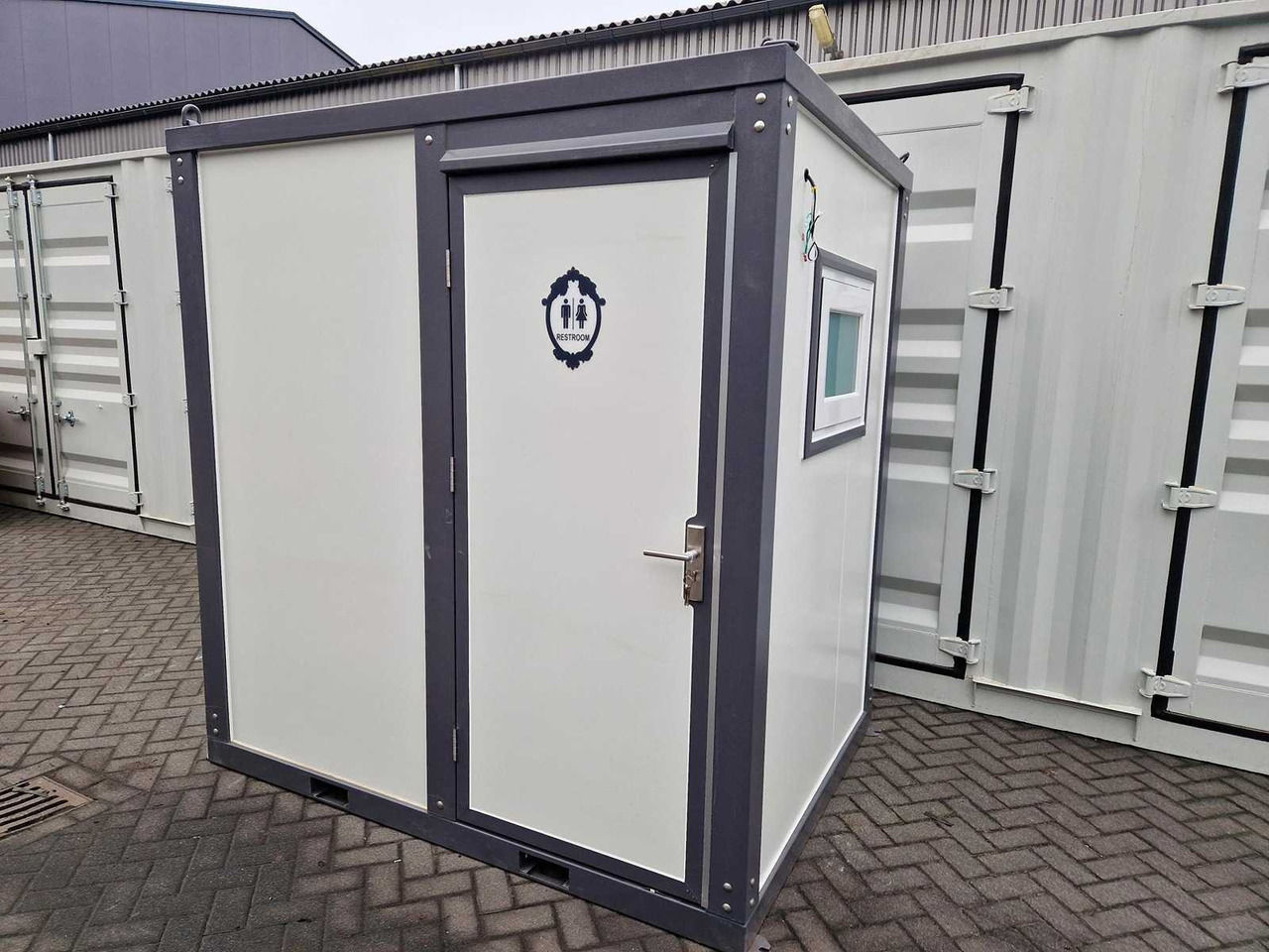 Greenland sanitairunit - Wissellaadbak/ Container: afbeelding 1 Greenland sanitairunit - Wissellaadbak/ Container: afbeelding 1