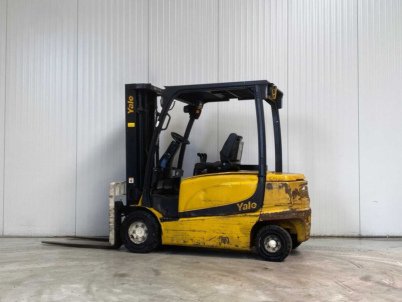 YALE - 2013 - ERP 35 VL - FORKLIFT TRIPLEX - FREELIFT - SIDESHIFT - Heftruck: afbeelding 1 YALE - 2013 - ERP 35 VL - FORKLIFT TRIPLEX - FREELIFT - SIDESHIFT - Heftruck: afbeelding 1