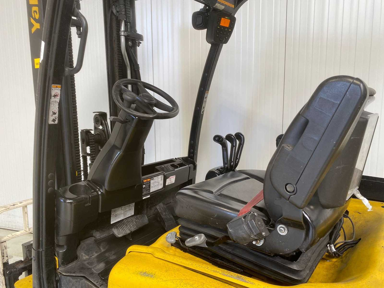 YALE - 2013 - ERP 35 VL - FORKLIFT TRIPLEX - FREELIFT - SIDESHIFT - Heftruck: afbeelding 3 YALE - 2013 - ERP 35 VL - FORKLIFT TRIPLEX - FREELIFT - SIDESHIFT - Heftruck: afbeelding 3