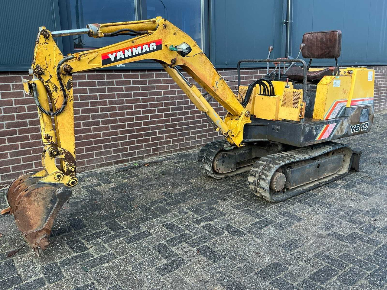 YANMAR YB10 MINI EXCAVATOR - Minigraafmachine: afbeelding 1 YANMAR YB10 MINI EXCAVATOR - Minigraafmachine: afbeelding 1