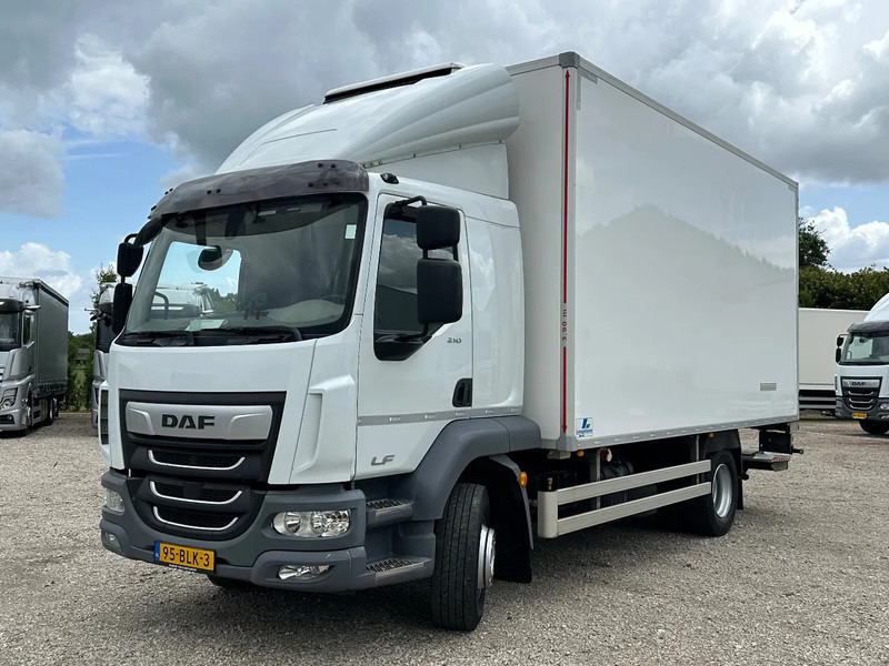 DAF LF 210 LF.14.210 EURO6. KOELBAKWAGEN MET LAADKLEP - Koelwagen vrachtwagen: afbeelding 1 DAF LF 210 LF.14.210 EURO6. KOELBAKWAGEN MET LAADKLEP - Koelwagen vrachtwagen: afbeelding 1