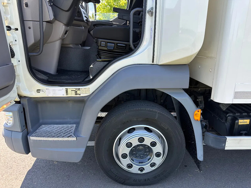 DAF LF 230 LF230.12 EURO6. 61797km!! 440x244x228 Bakwagen met Laadklep. - Bakwagen: afbeelding 5 DAF LF 230 LF230.12 EURO6. 61797km!! 440x244x228 Bakwagen met Laadklep. - Bakwagen: afbeelding 5