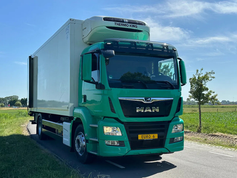 MAN TGS TGS 18.330 EURO6.2020 730x248x245 Als in NIEUWSTAAT! - Koelwagen vrachtwagen: afbeelding 2 MAN TGS TGS 18.330 EURO6.2020 730x248x245 Als in NIEUWSTAAT! - Koelwagen vrachtwagen: afbeelding 2