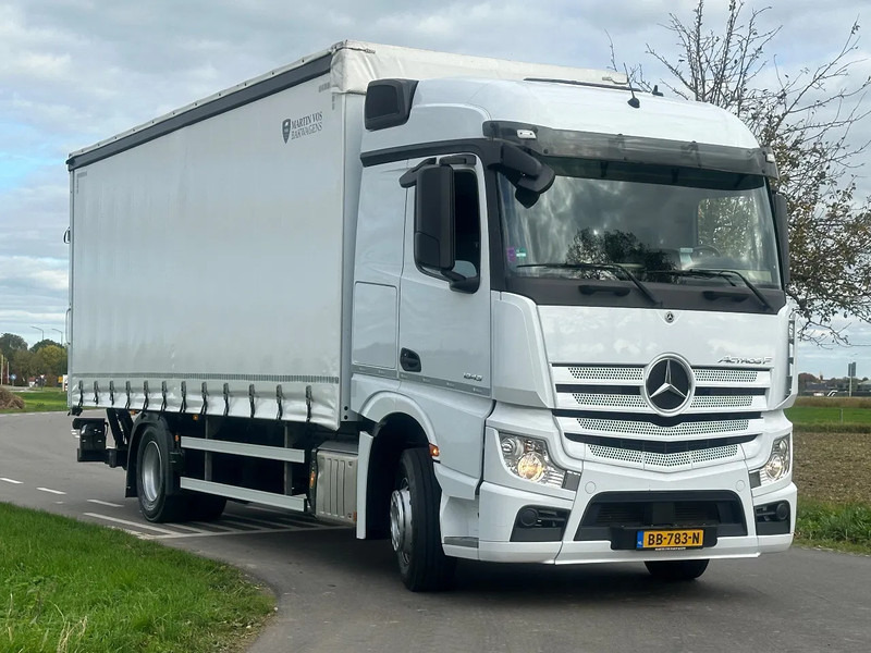 Mercedes-Benz Actros ACTROS 1843L 2022. 183432km Schuifzeil met Laadklep 2000kg - Schuifzeilen vrachtwagen: afbeelding 2 Mercedes-Benz Actros ACTROS 1843L 2022. 183432km Schuifzeil met Laadklep 2000kg - Schuifzeilen vrachtwagen: afbeelding 2