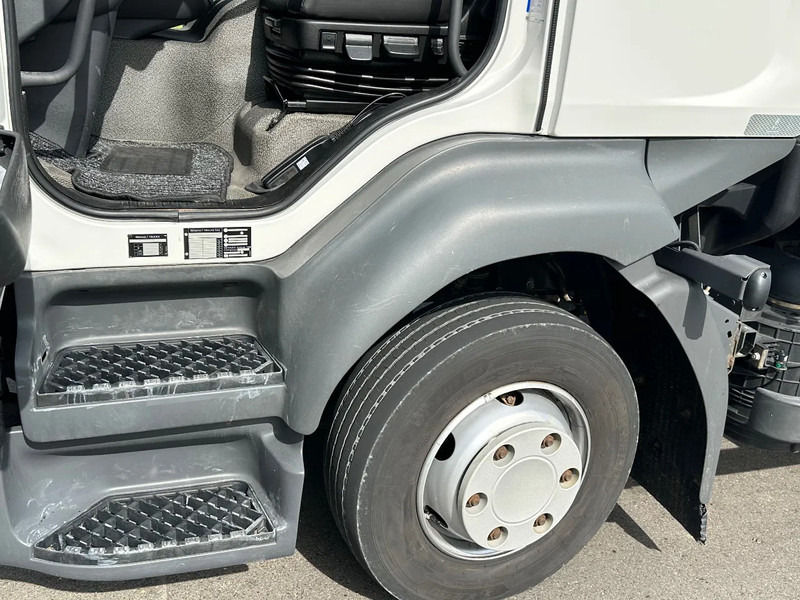 Renault D240.12. EURO6. 11-2021. - Schuifzeilen vrachtwagen: afbeelding 5 Renault D240.12. EURO6. 11-2021. - Schuifzeilen vrachtwagen: afbeelding 5