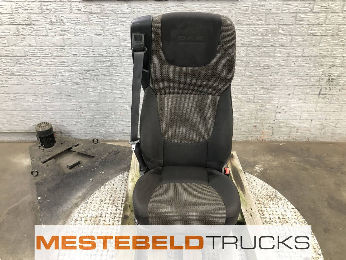 DAF Bijrijdersstoel luchtgeveerd - Zitplaats voor Vrachtwagen: afbeelding 1 DAF Bijrijdersstoel luchtgeveerd - Zitplaats voor Vrachtwagen: afbeelding 1