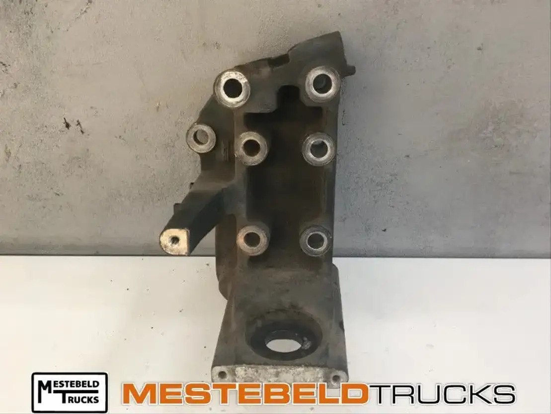 DAF CF 75 Bumpersteun rechts - Frame/ Chassis voor Vrachtwagen: afbeelding 1 DAF CF 75 Bumpersteun rechts - Frame/ Chassis voor Vrachtwagen: afbeelding 1