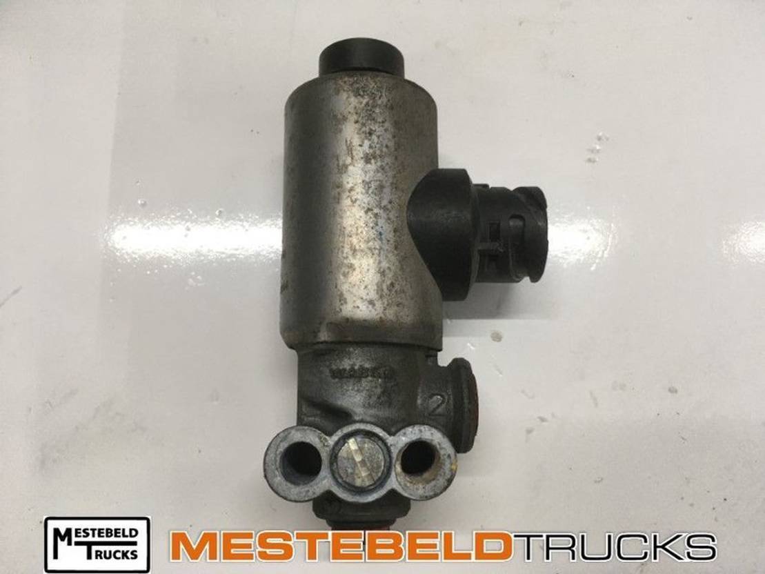 DAF CF 85 Magneetventiel - Remventiel voor Vrachtwagen: afbeelding 1 DAF CF 85 Magneetventiel - Remventiel voor Vrachtwagen: afbeelding 1
